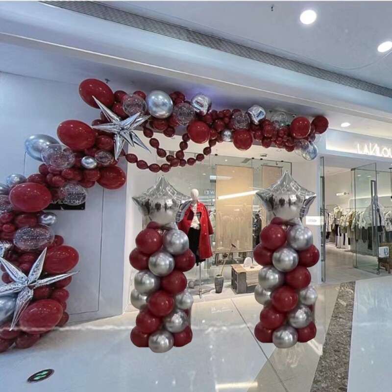 五一劳动节宝石红银金色气球链立柱装饰商场店铺节日氛围场景布置