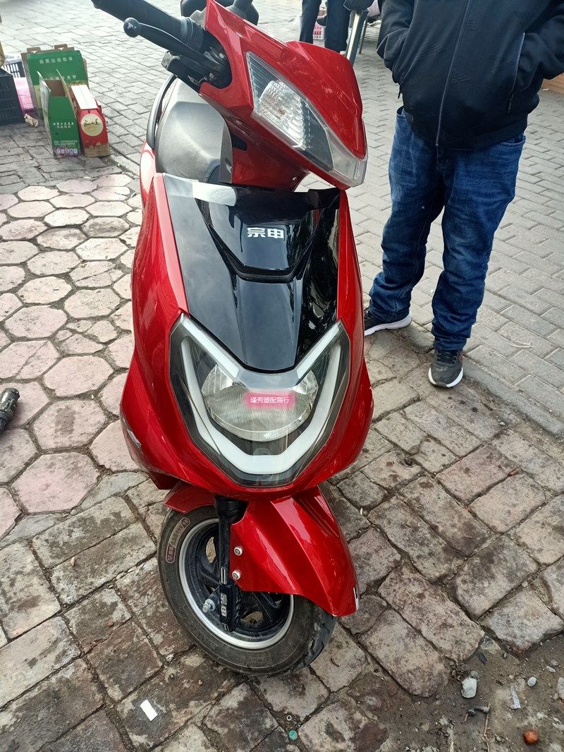 小鸟电动车外壳塑件配件双城鹰九十电瓶车外壳ABS迅鹰踏板车壳子