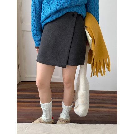 3th Morning 博主腔调 不规则一粒扣显瘦A字毛呢短裙ZY2564