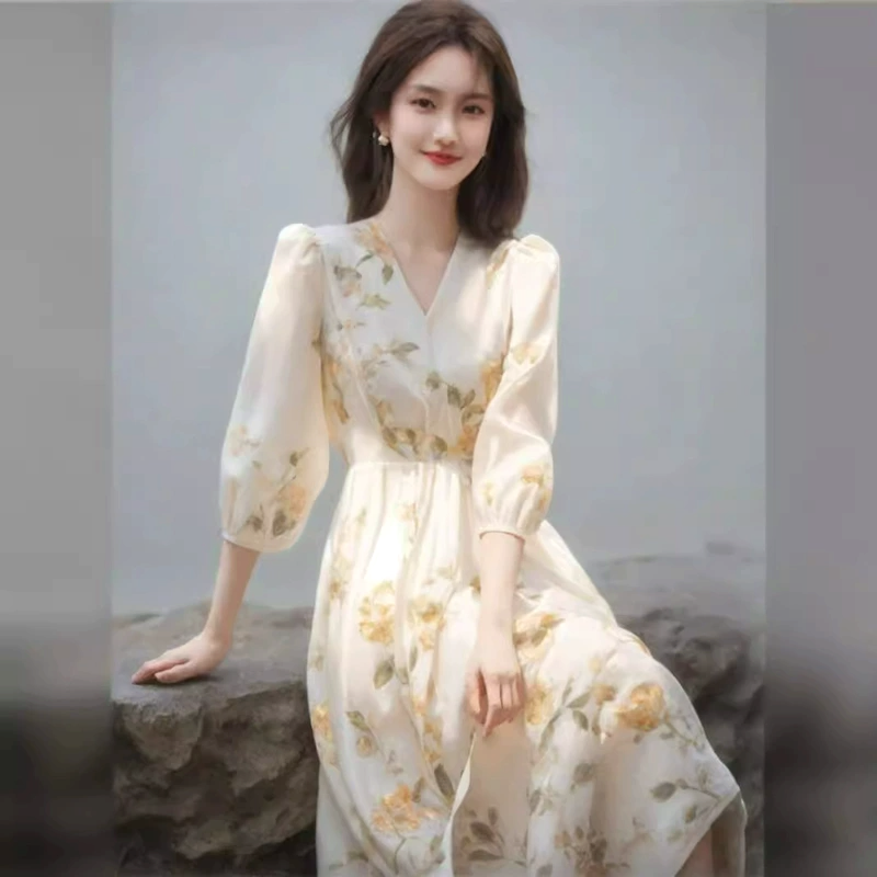 新中式高端精致法式碎花连衣裙