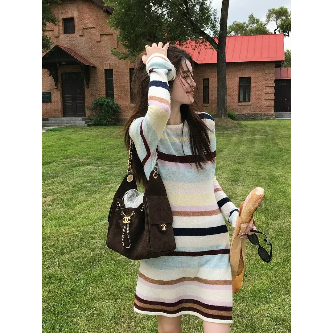 漫色浅序绵羊毛桑蚕丝混纺温柔彩色条纹氛围感针织连衣裙