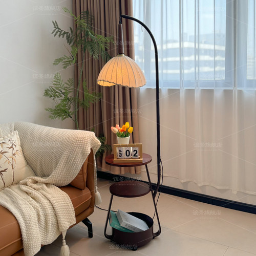 法式中古风落地灯客厅沙发置物架2025新款复古卧室床头柜一体台灯