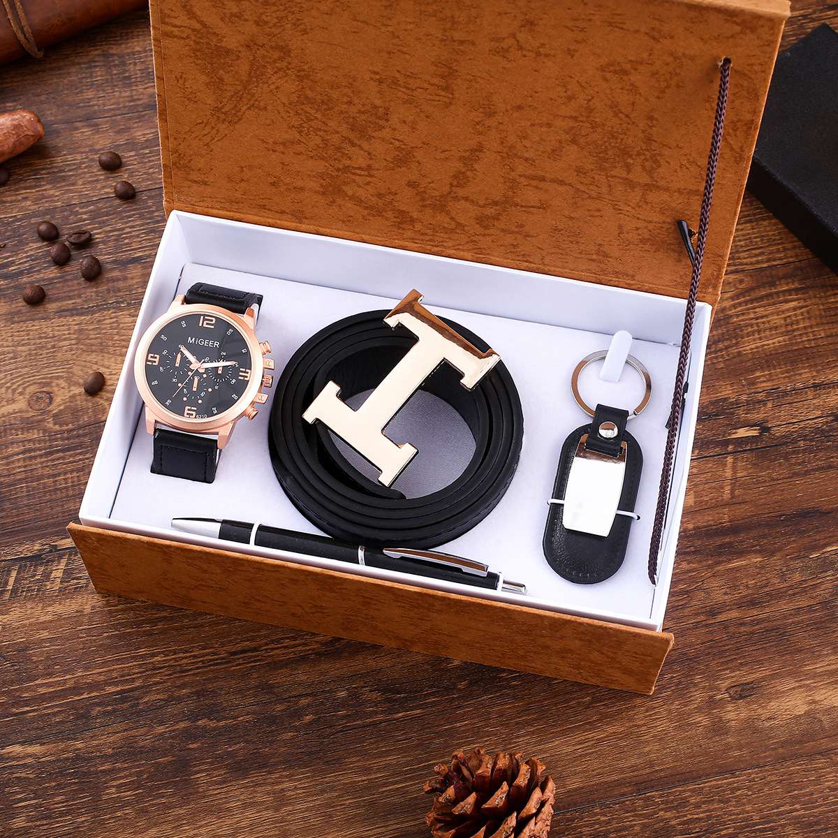 4pcs / set boutique gift set belt   large dial quartz watch