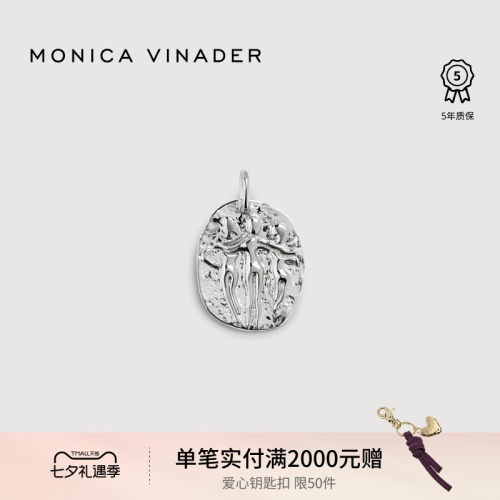 流畅线条与柔美姿态诠释女性间亲密情感