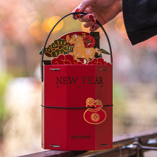 2026新年马年八边形抱抱桶年货礼盒包装空盒子牛轧糖果雪花酥饼干