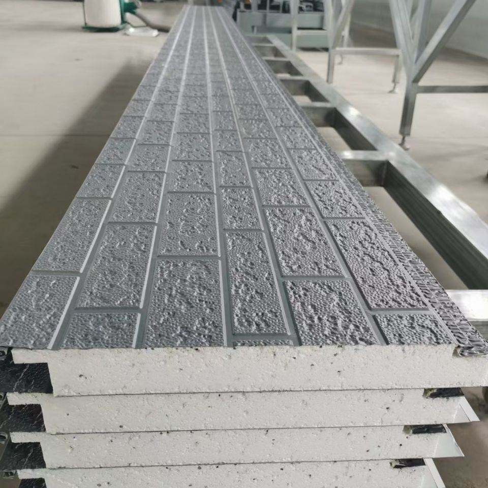 外墙保温装饰一体板装饰新型外墙建筑材料墙体保温材料金属雕花板