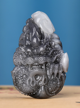 涵怡龙腾盛世手把件和田玉烟紫色