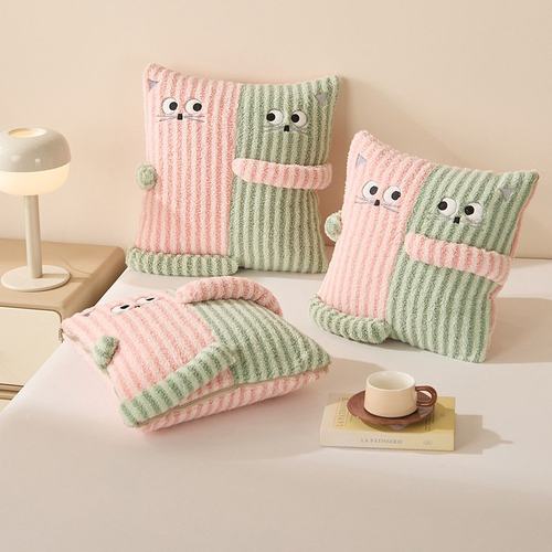 可爱抱枕被子二合一两用车用折叠秋冬加厚办公室午睡毯子枕头AQ40