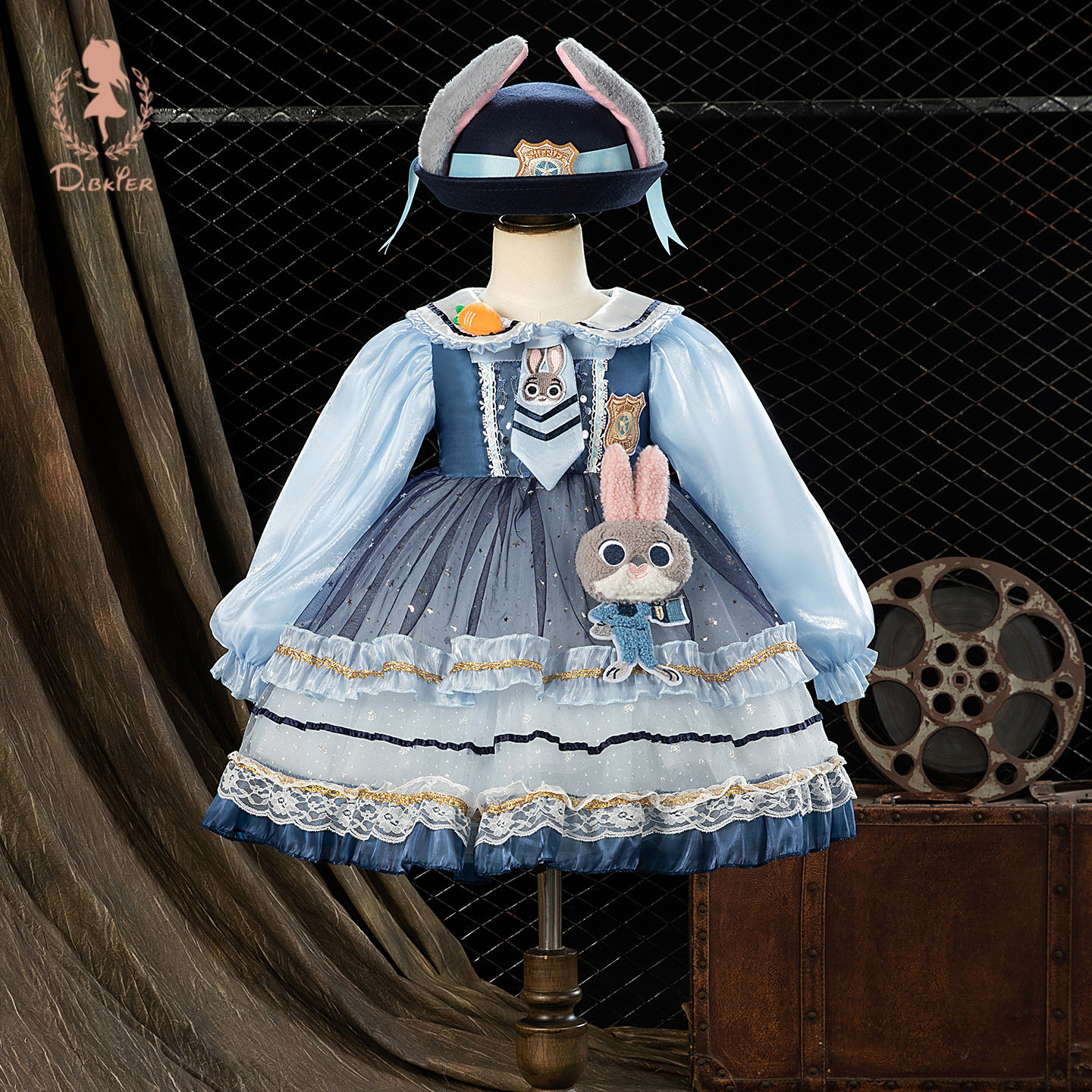 女童连衣裙春季儿童洛丽塔公主裙独特绝美小女孩兔子警官衣服裙子