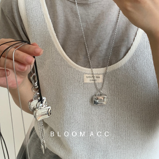 韩国博主同款 毛衣链女 简约高级几何方形min包包吊坠项链女长款