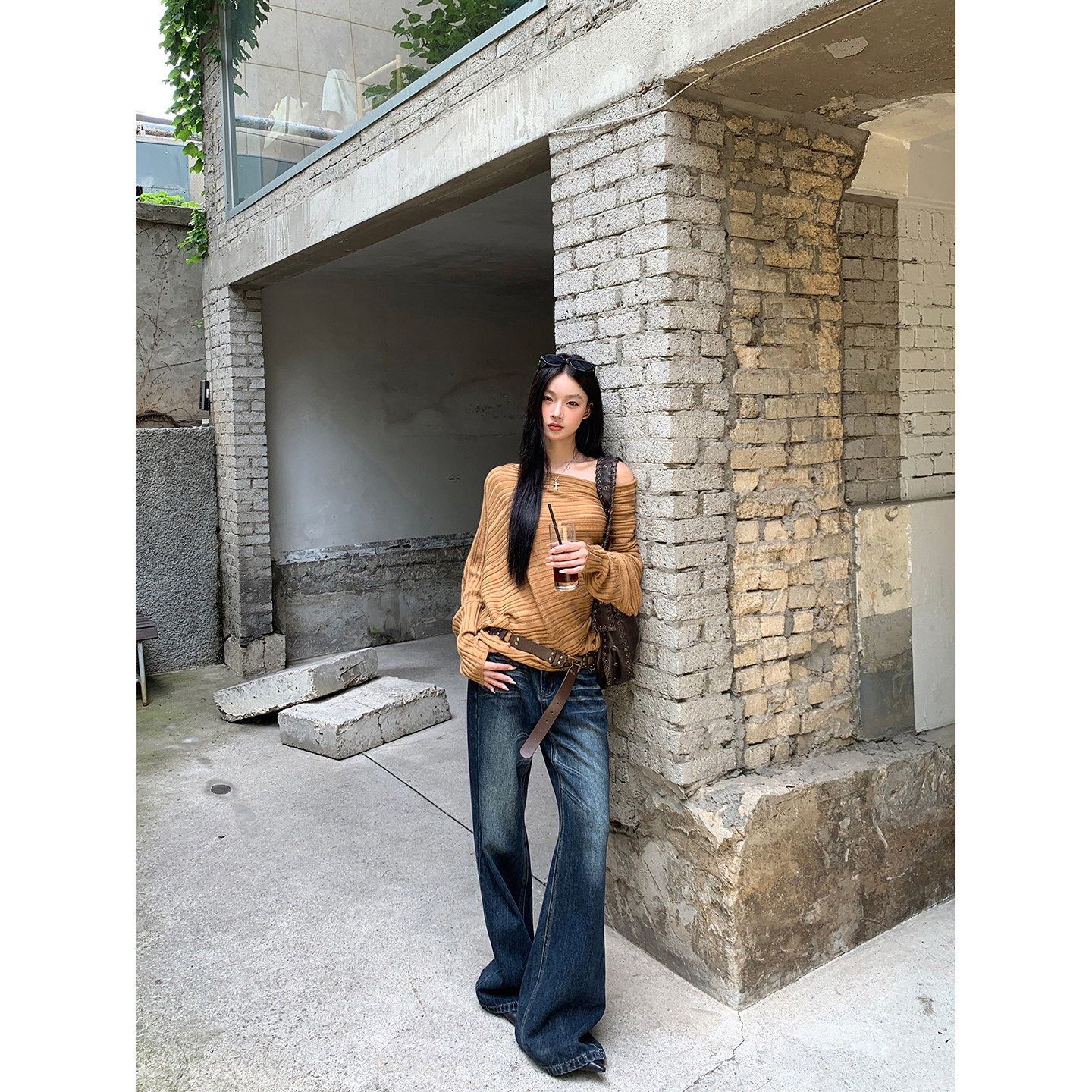 红人馆微喇牛仔裤女2026新款春季阔腿宽松深蓝色复古低腰美式裤子