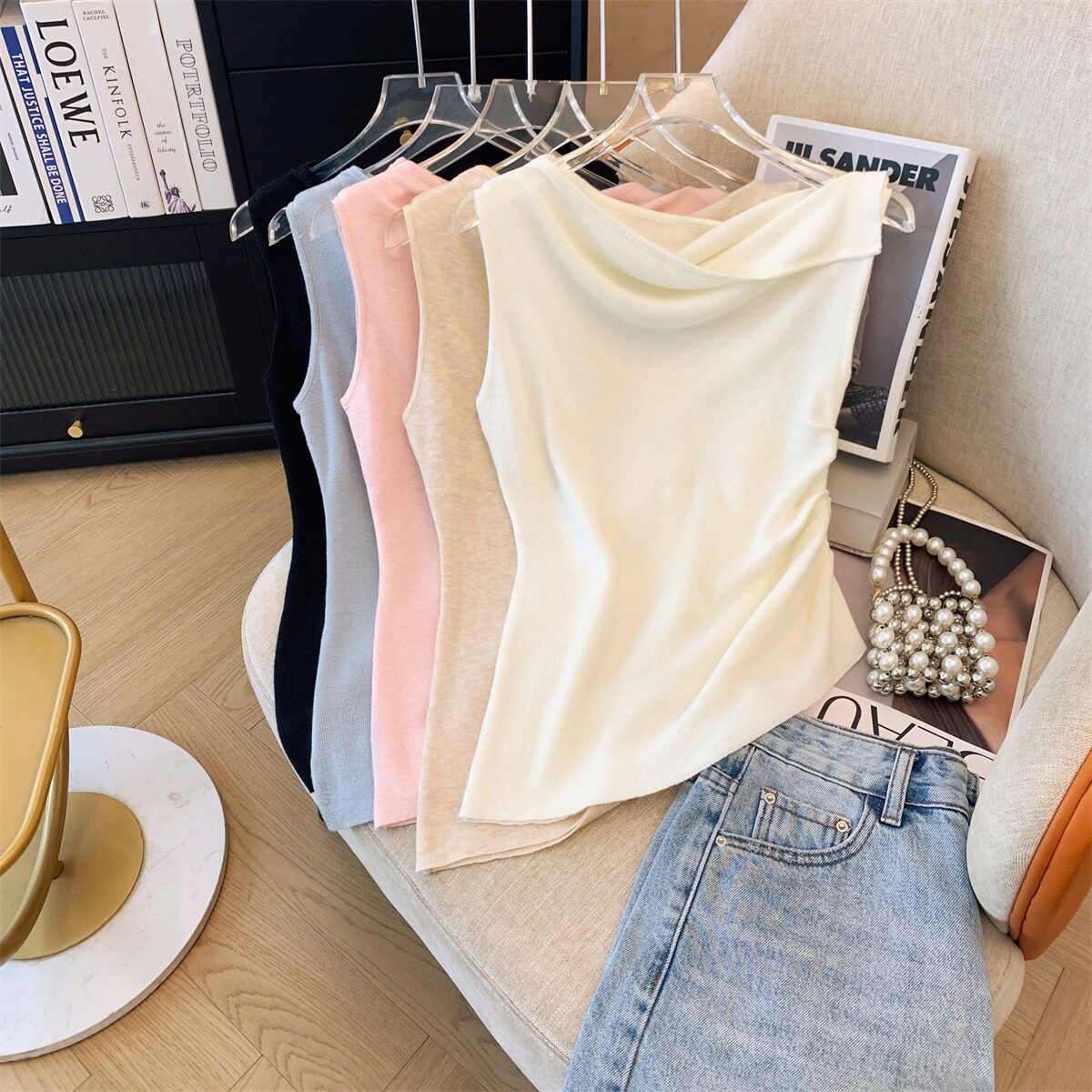 法式荡领一字肩冰丝针织短袖T恤修身辣妹紧身露肩锁骨上衣女夏款