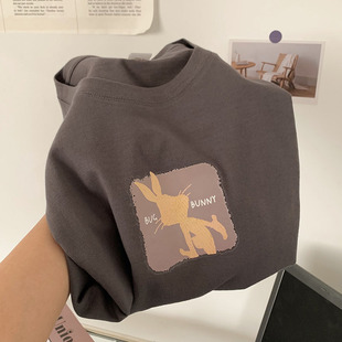 凡尔赛茶里茶气上衣灰色兔子短袖女夏高级感别致漂亮t恤惊艳别致