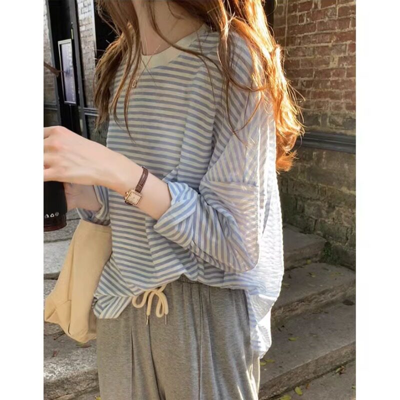 慵懒风蓝色条纹防晒罩衫女夏季薄款长袖上衣百搭圆领休闲宽松t恤