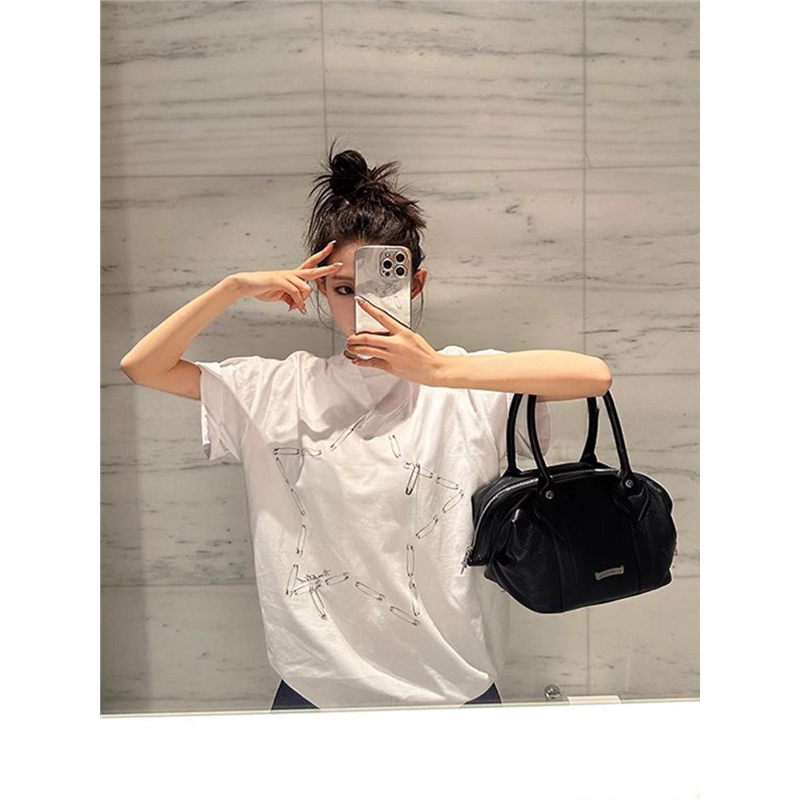 设计感小众独特上衣洋气别针白色圆领百搭短袖T恤女2025早春新款