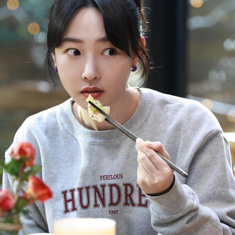 明星白百何同款早秋美式复古灰色卫衣女装高级感慵懒风宽松上衣服