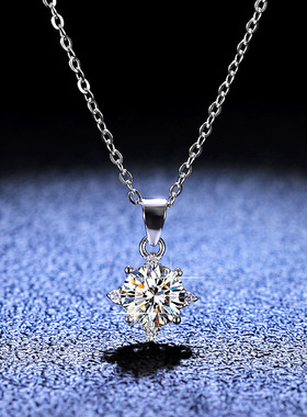 s925纯银吊坠1克拉莫桑石镀PT950 铂金项链女时尚经典四爪锁骨链