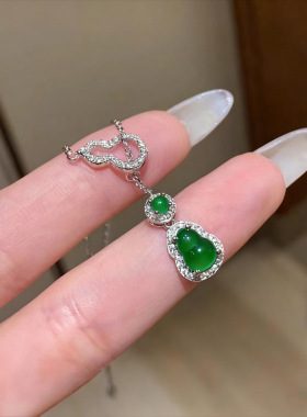 耳边风设计S925纯银绿玉髓葫芦女