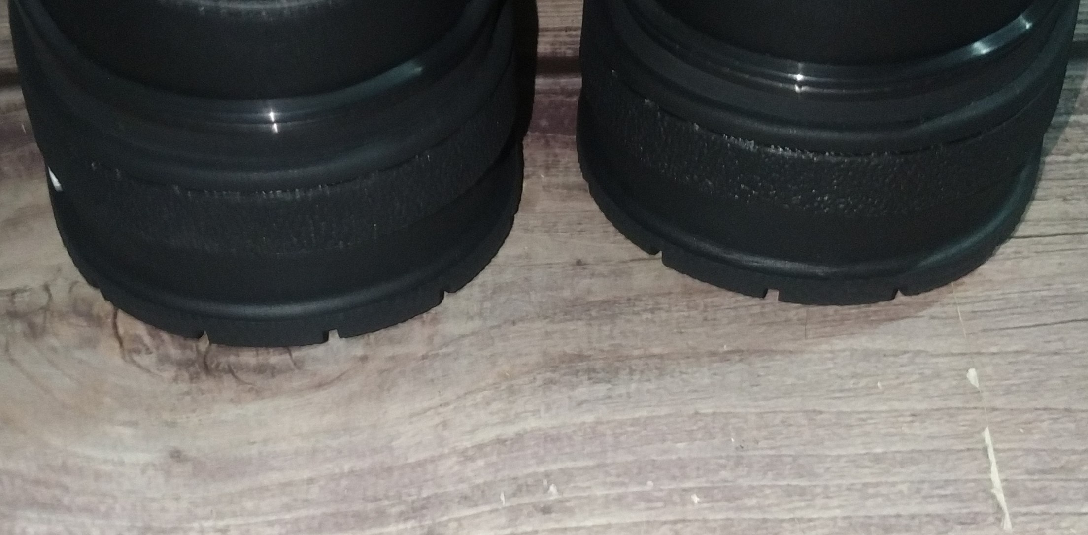 thumbnail for JELLYsneaker