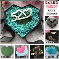 Цветы в стиле любви были вставлены +520 огней