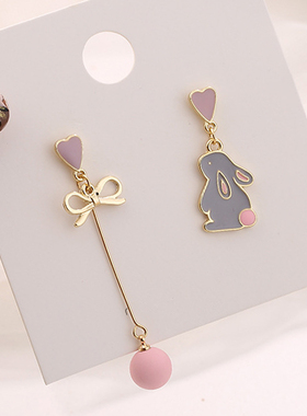 Asymmetry Of Fashion Cute Cat Fan Earring Kitten Stud