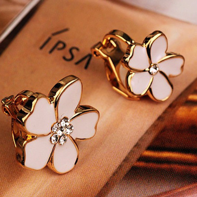 2023 New Korea Style Flower Shape Enamel Clip on Earrings