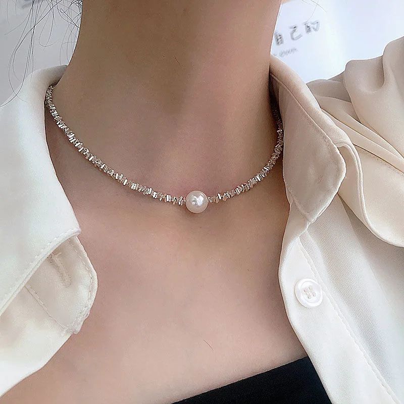 P  opular Silver Colour Sparkling Clavicle Chain Choker
