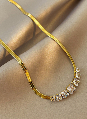 2023 316L Stainless Steel Green White Crystal Zircon Necklac