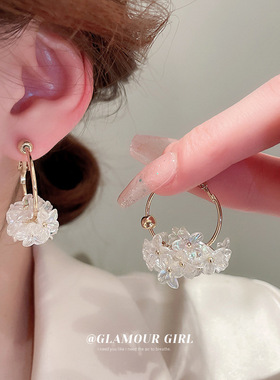 2023 New Arrival Fresh And Sweet Star Round Crystal Flower