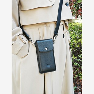 适用于鹿皮斜跨华为mateXT非凡大师鹿皮斜挎保护套mate70pro挂脖手机套P80pro X5背带皮套 P70折叠屏mateX6