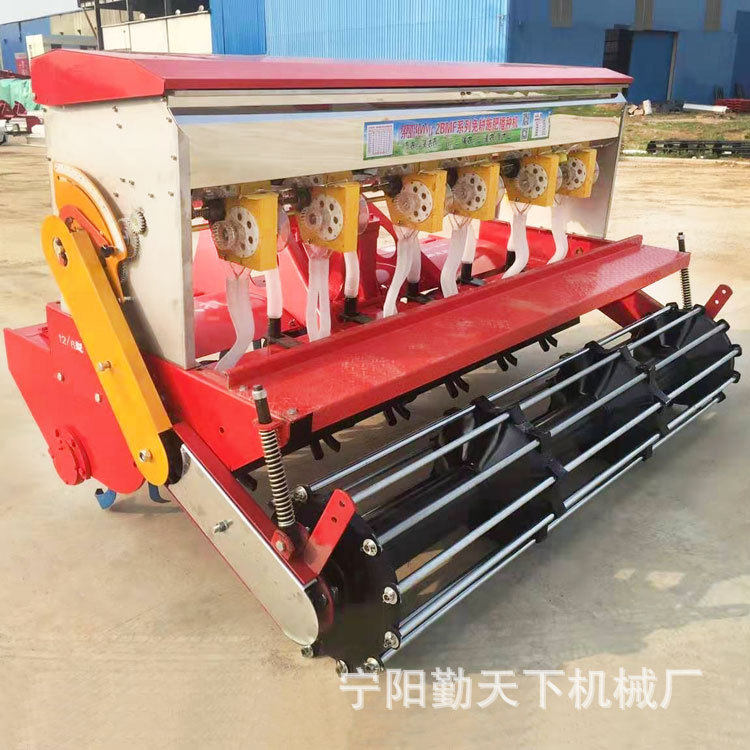 四轮拖拉机悬挂小麦旋播机 农用花生大豆稻子旋耕播种施肥一体机