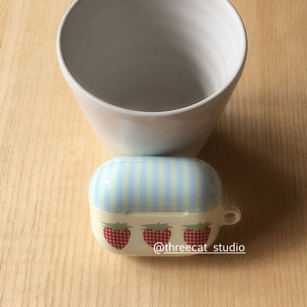 韩ins设计Y2K个性复古格子草莓pro3进口4代菲林耳机壳适用于苹果1/2/3/4代airpods pro2保护套airpods 4代硬