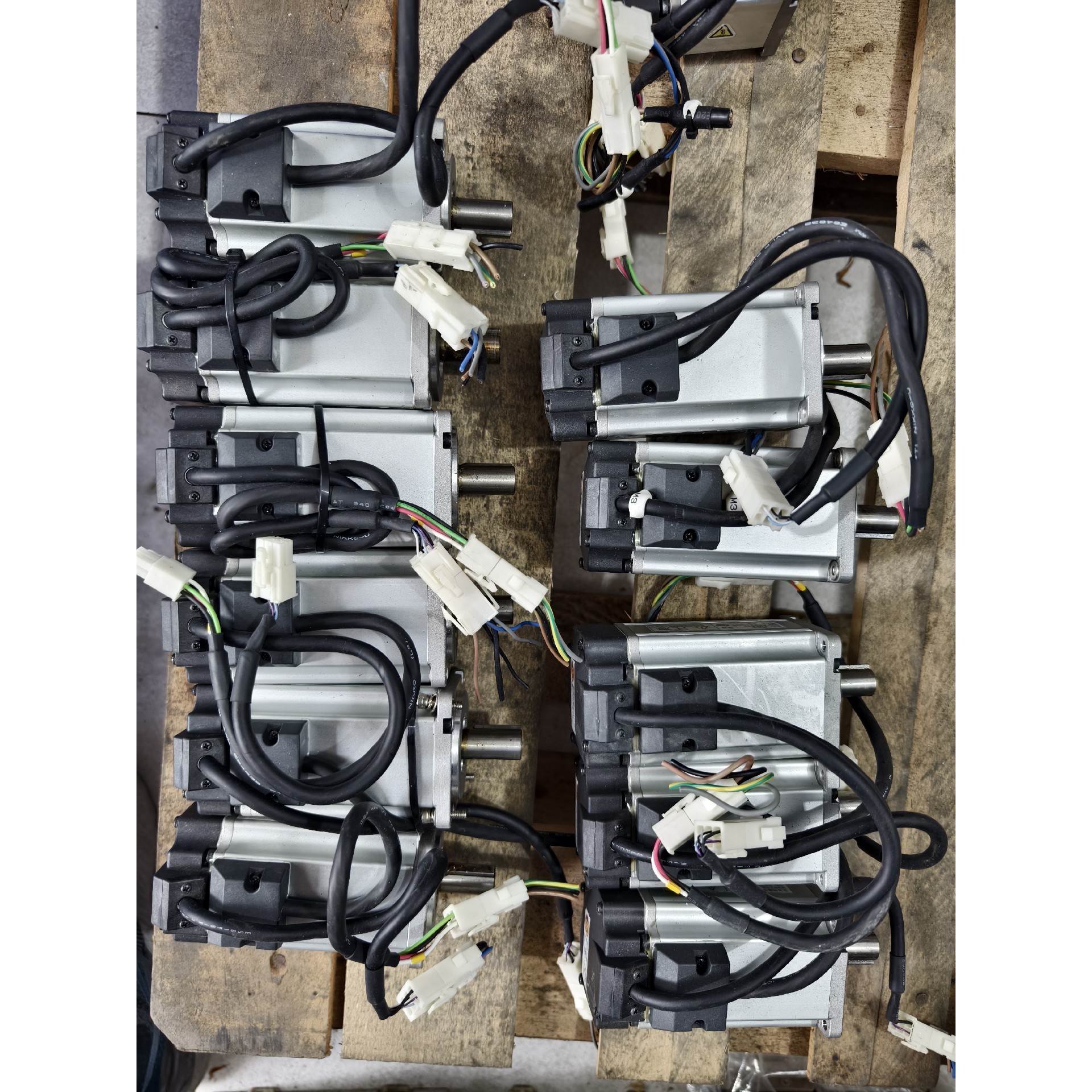 MHMJ042P1S 伺服电机 400W伺服电机