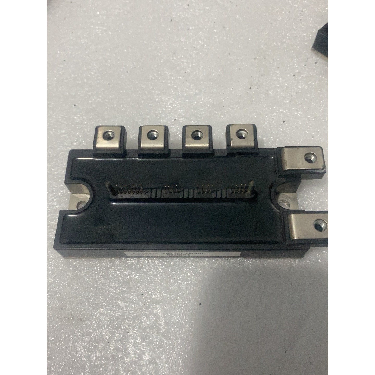 PM75CL1A060,现货功能包好