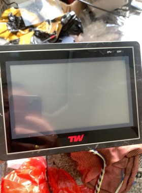 特威触摸屏,型号TW4070C,功能包好,DC24V供电,7