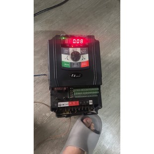 日业变频器CM530 A04T2R2G 4R0PB 2.2