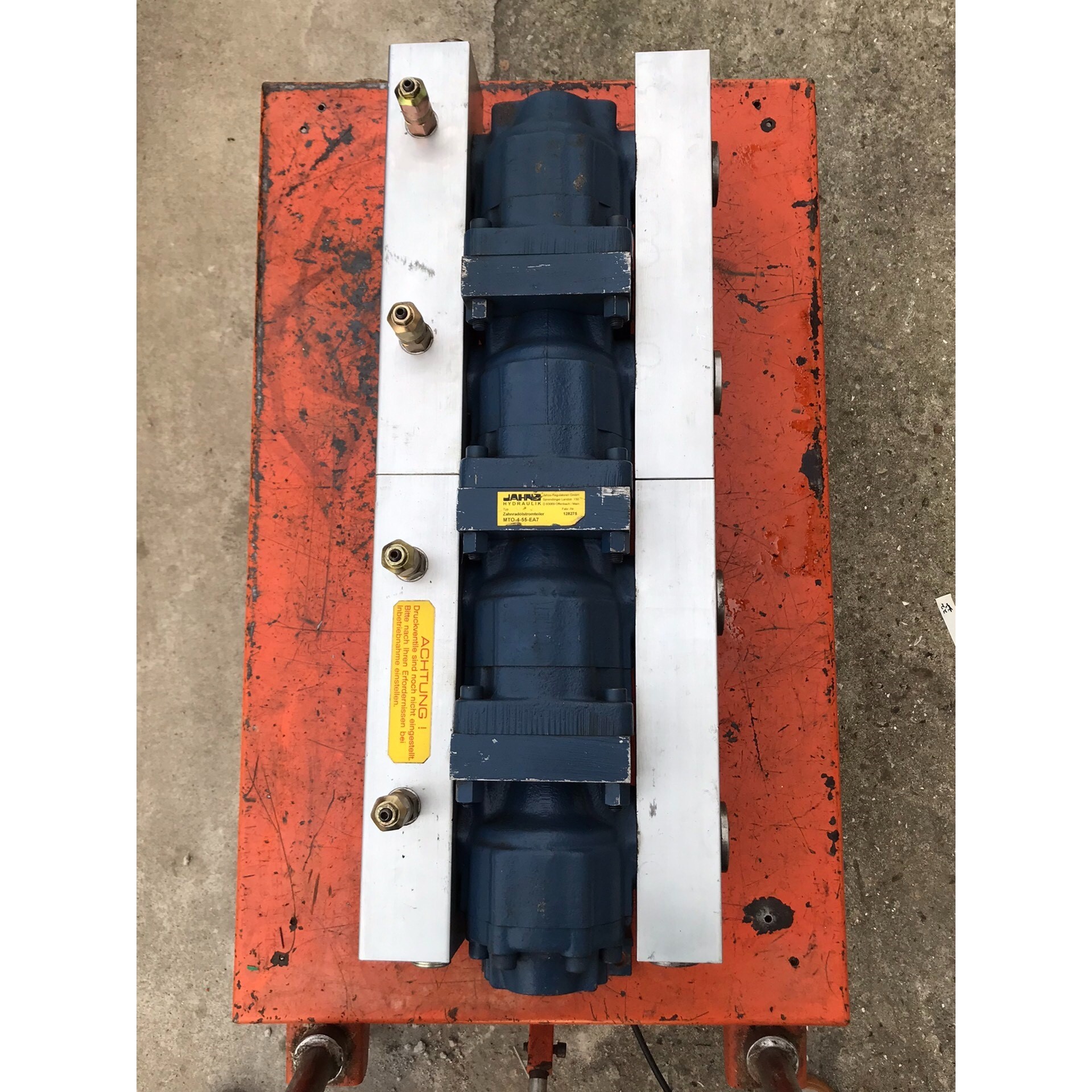 德国Jahns液压同步分流马达MTO-4-55-EA7 同步