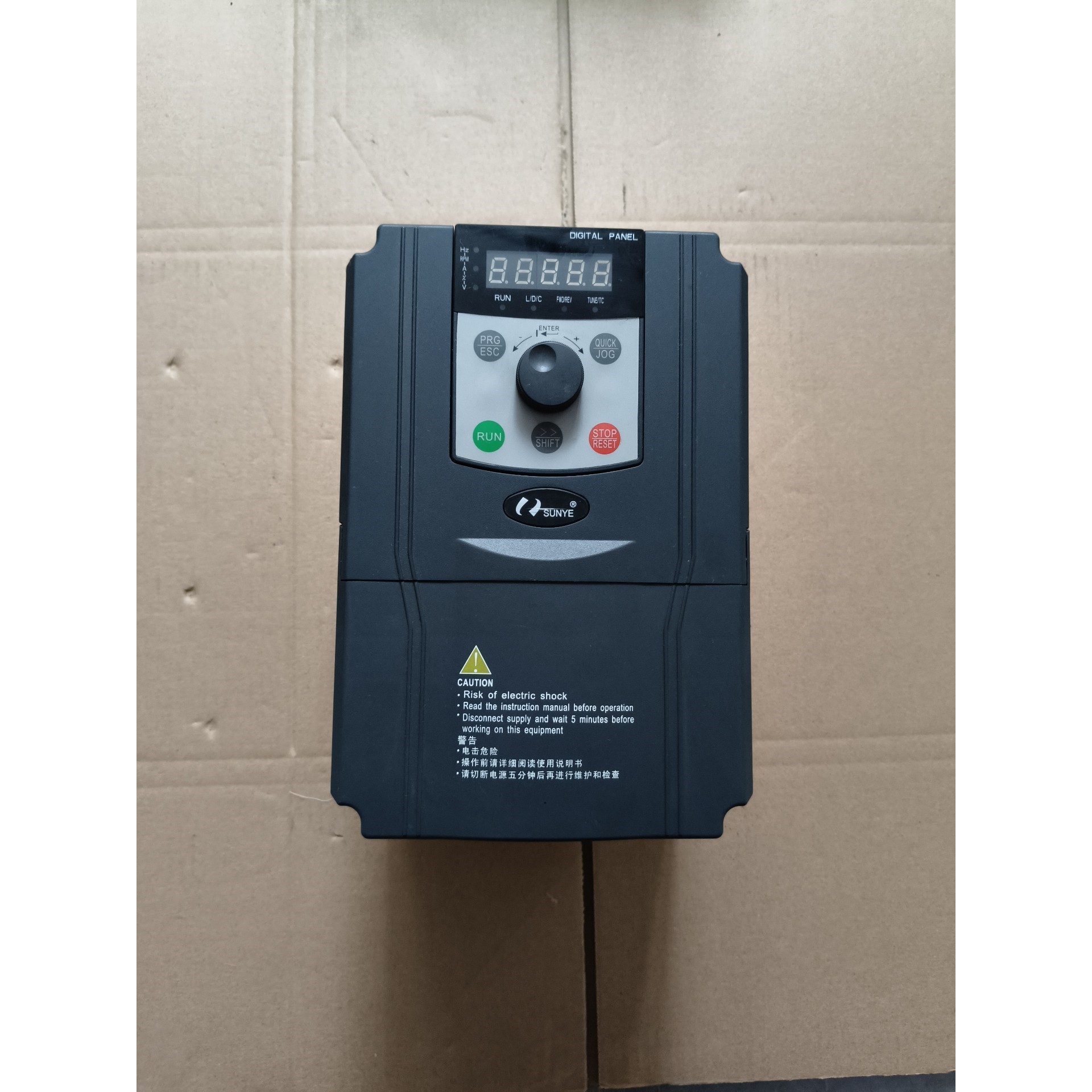 日业CM530-A4T5R5GB/7R5PB  5.5/7.