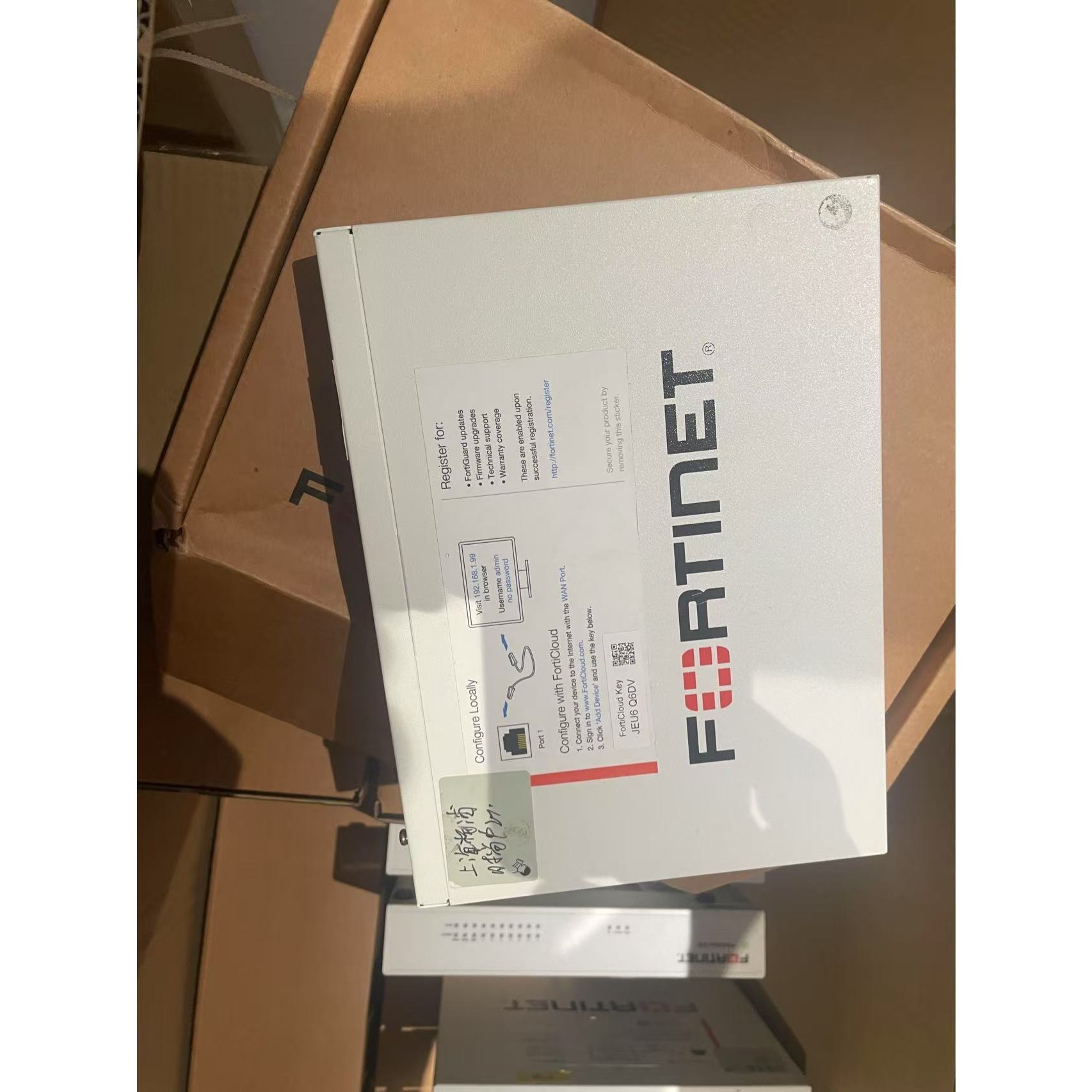 飞塔Fortinet FG-60E企业级防火墙,带原装电源适