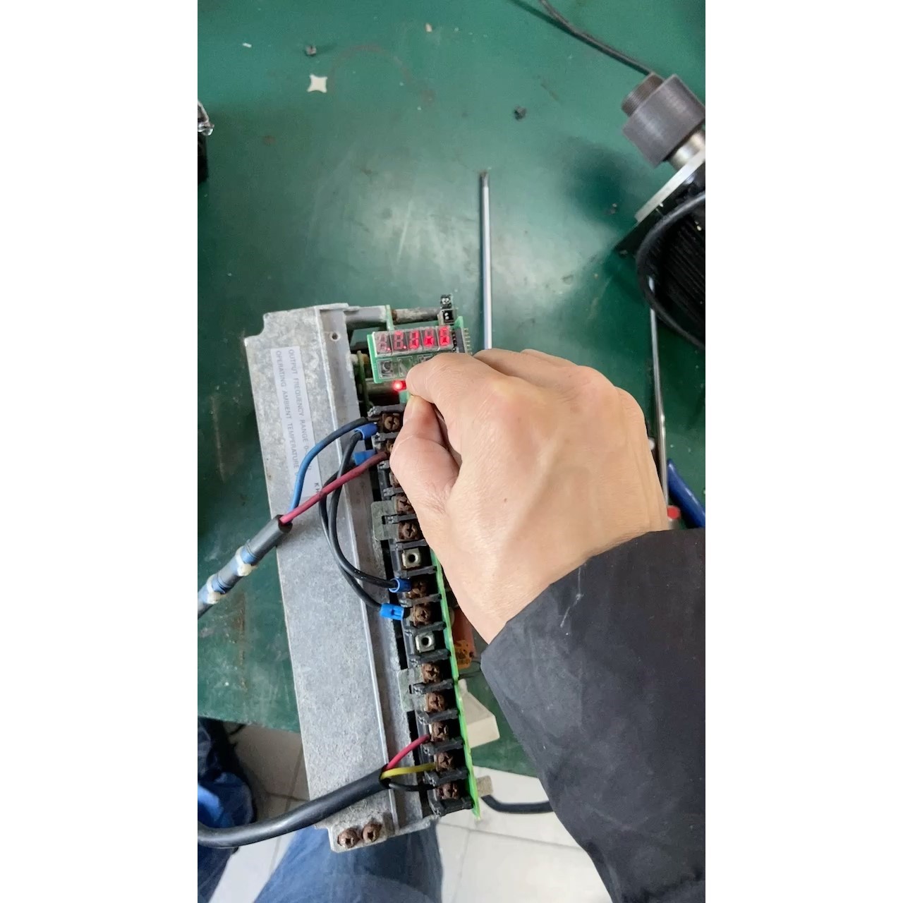 安川伺服驱动器SGDH-CA30DCM-V 2KW 3KW