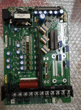 安川F7-7.5KW驱动板ETP617145全新