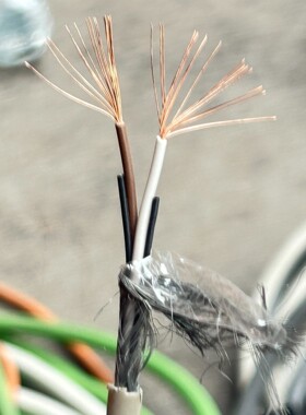 德国本土LAPPKABEL发烧连接信号电源线,进口机械拆下,