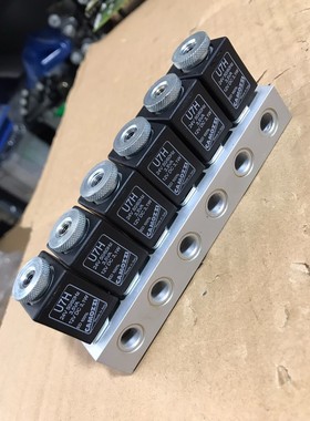 CAMOZZI电磁阀AF31-1C1-U7H-S03 拆机