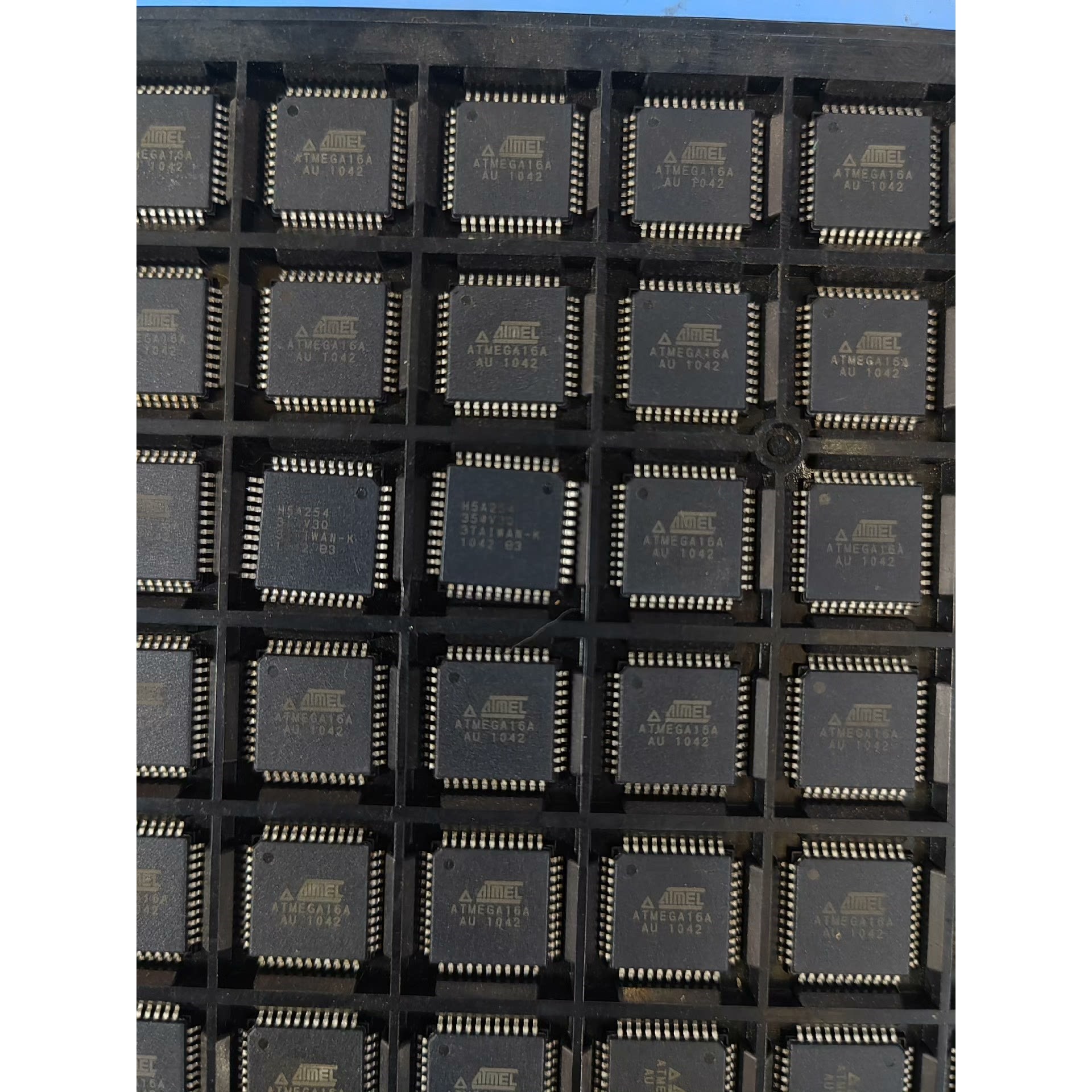 ATMEGA16A-AU,53个,ATMEGA16L-8AU