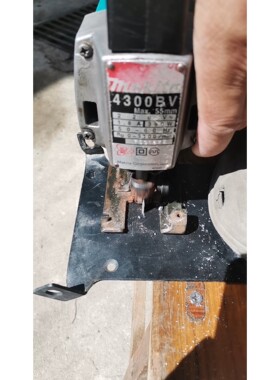 日本原装进口,4300BV曲线锯,早期铝标牌,机器运行完