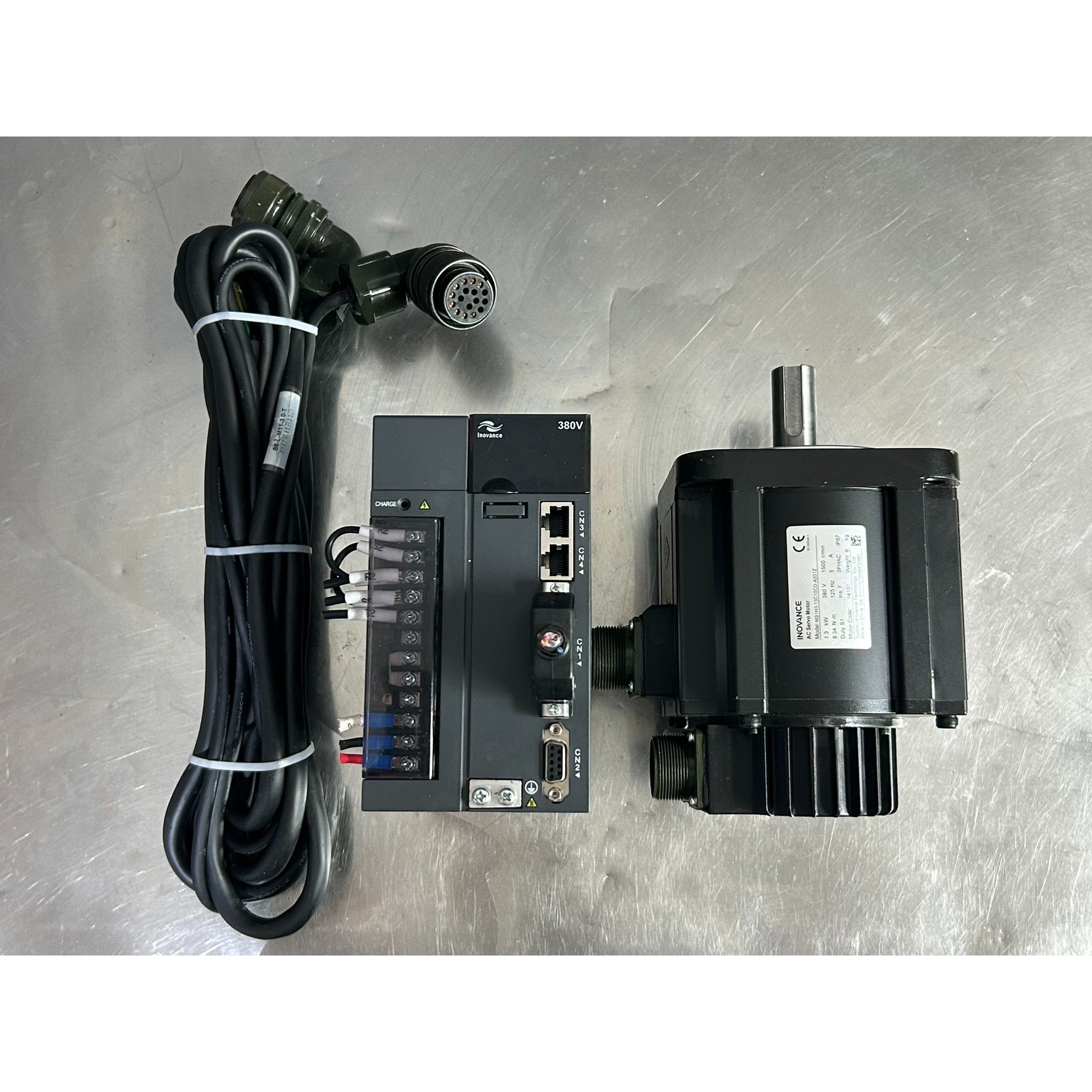 汇川伺服电机驱动器套装,驱动器型号IS620PT5R4I-C