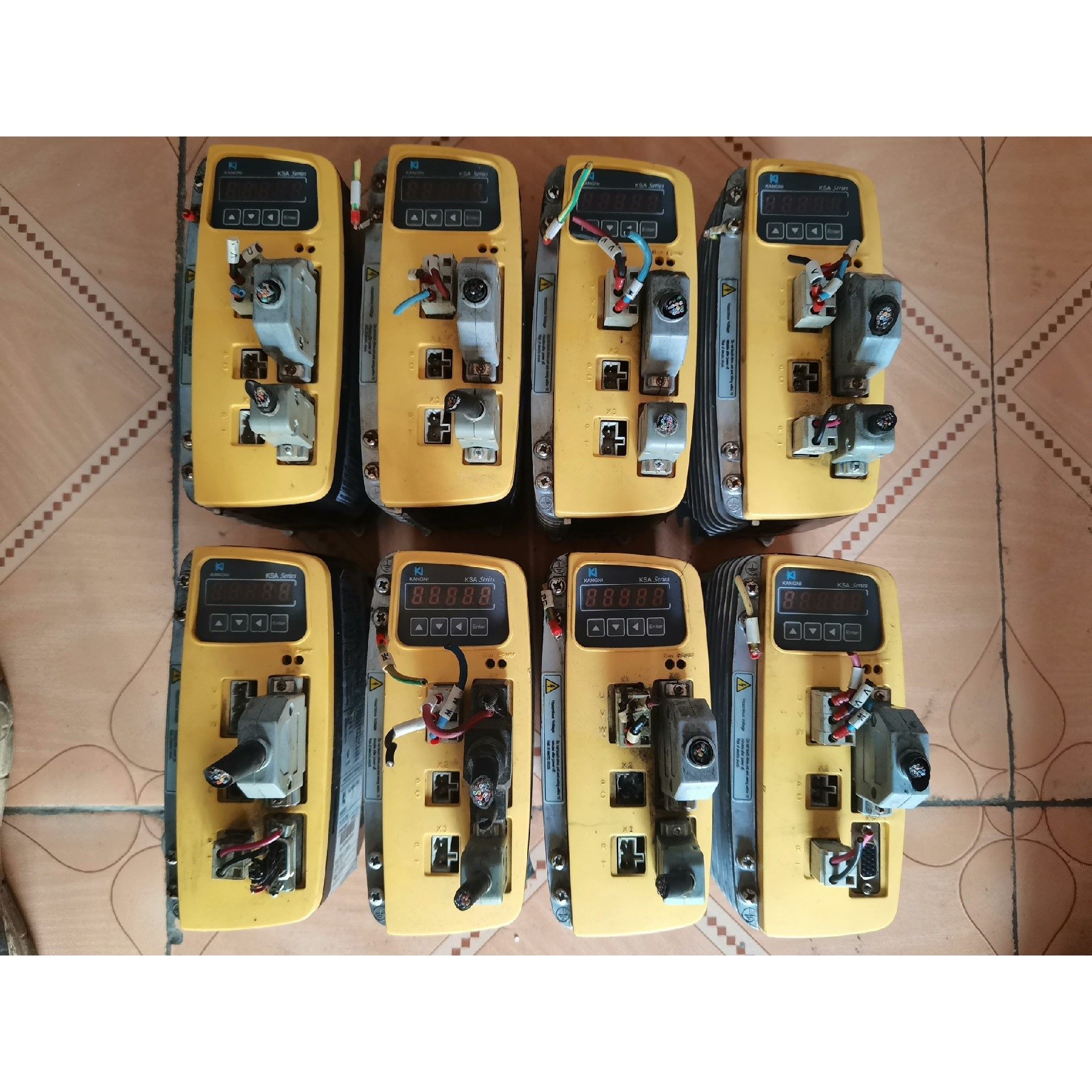 康尼驱动器 KSA-07BAB-8 拆机下来8台 成色如图