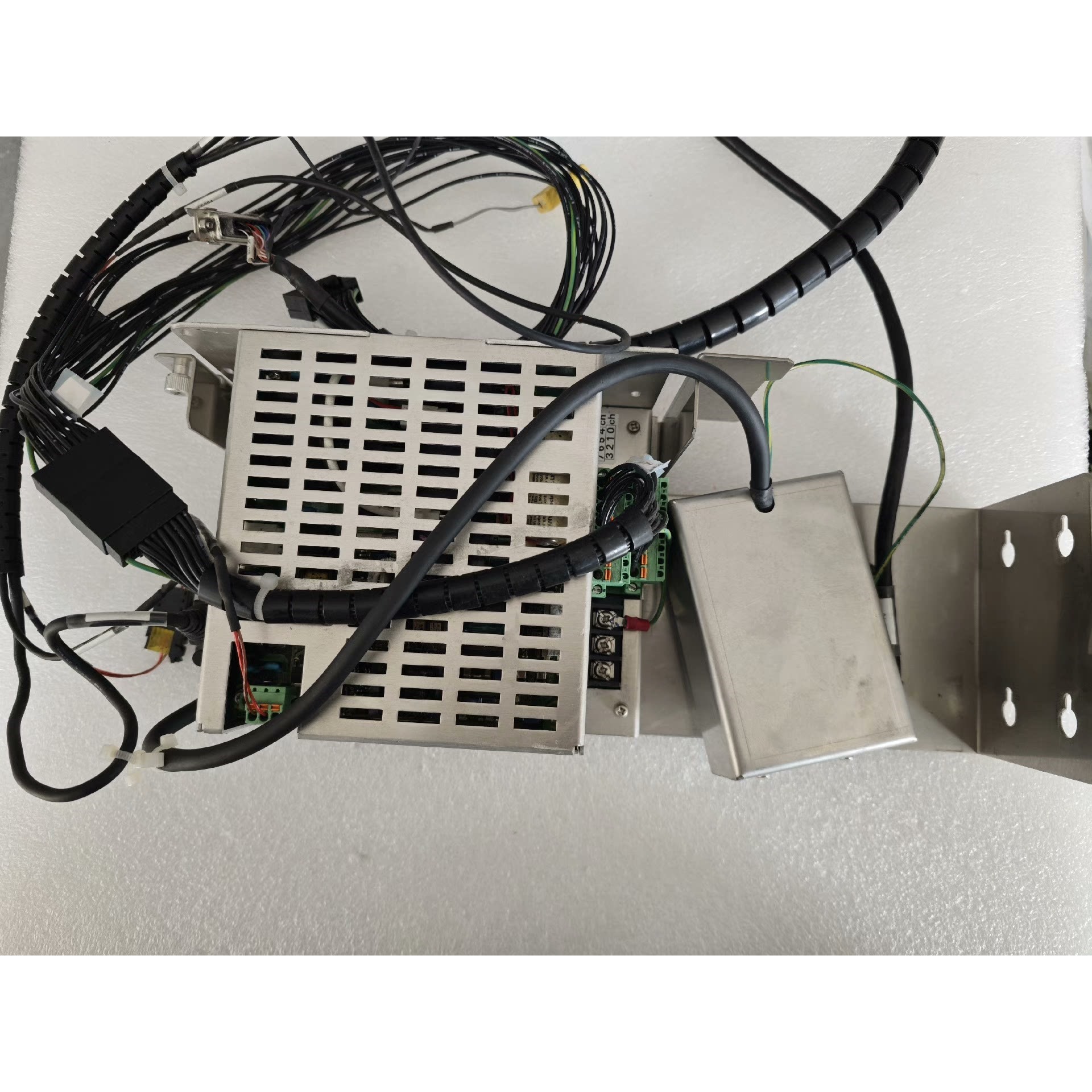 E5ZR-U08TC01-A 温度控制器