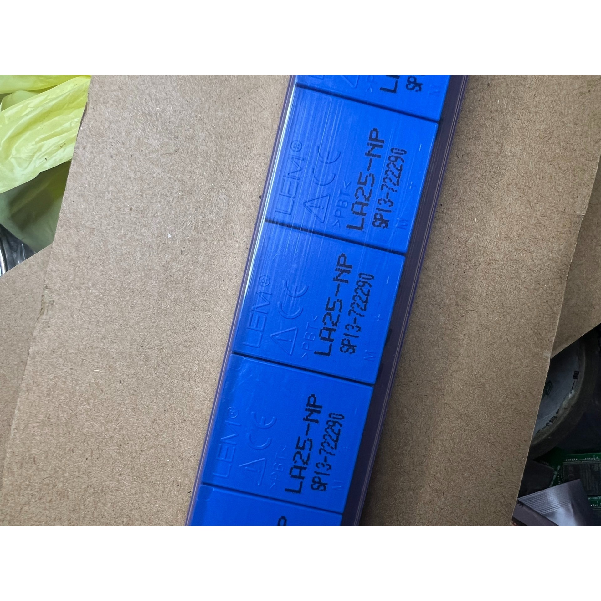 LA25-NP/SP13   LEM/莱姆 电流传感器 霍尔