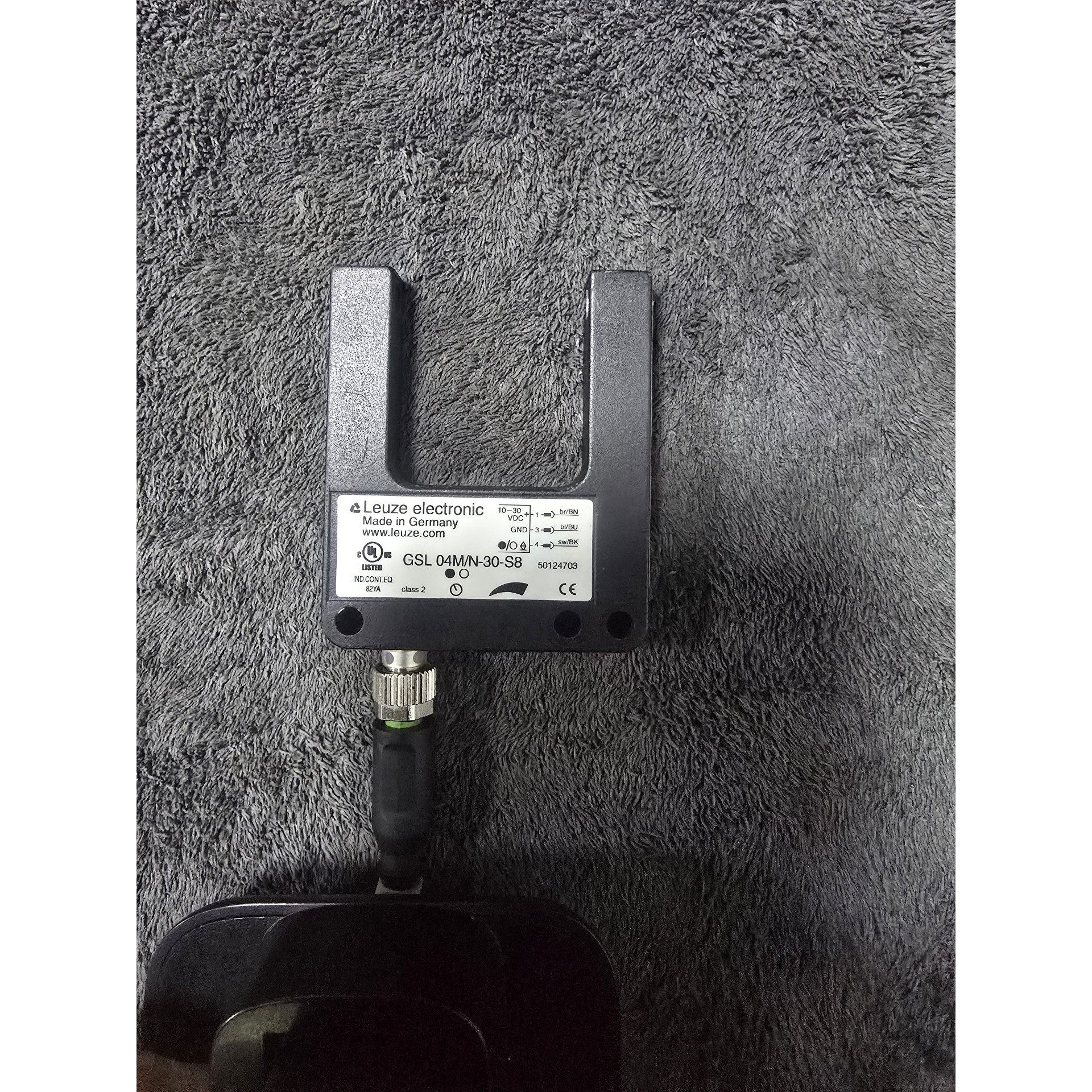 昆仑通态7寸触摸屏tpc7022es台,成色如图,200一